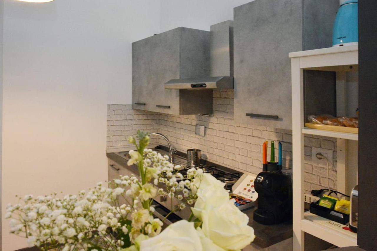 Cheri De Rome Vatican Apartment — Photos 1